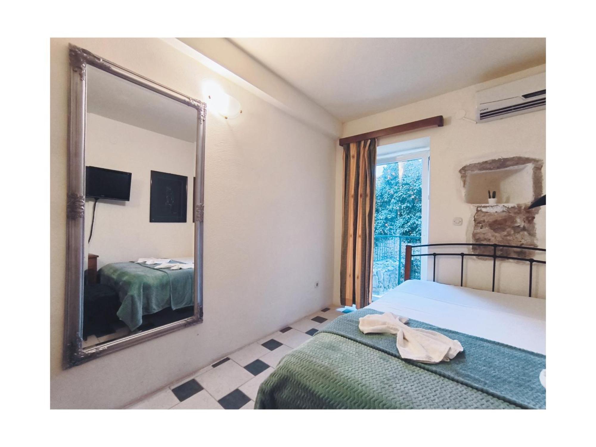 Apartments Senko Trpanj Exterior foto